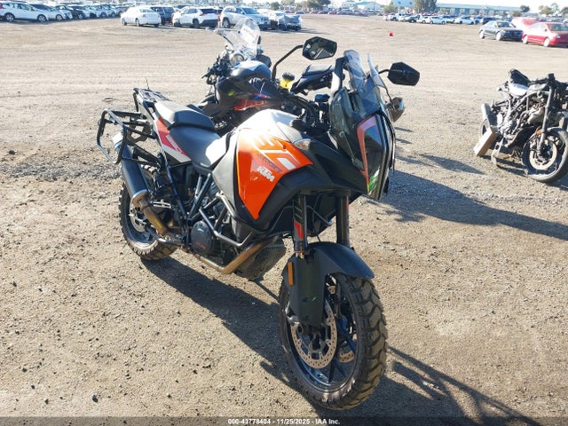 2018 KTM 1290 VBKV7940XJM980720
