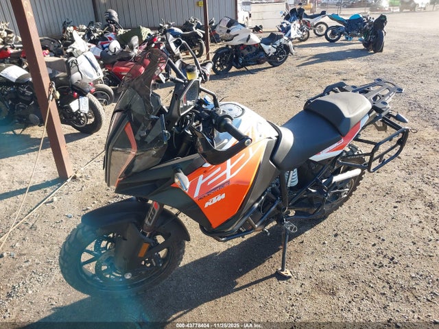 2018 KTM 1290 VBKV7940XJM980720 Photo 1