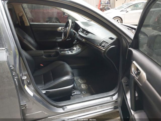 2016 LEXUS CT 200H JTHKD5BH1G2258070 Photo 4