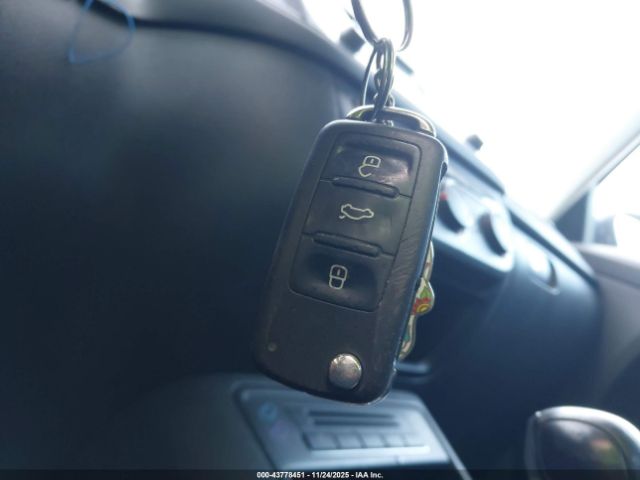 2016 VOLKSWAGEN TIGUAN WVGAV7AX2GW538325 Photo 10