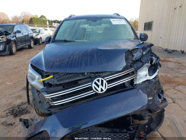 2016 VOLKSWAGEN TIGUAN WVGAV7AX2GW538325 Photo 5