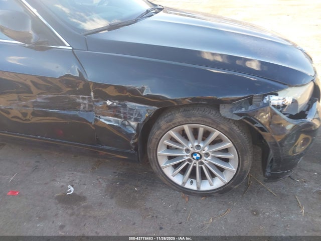 2011 Bmw 335i მანქანა იყიდება აუქციონზე, vin: WBAPM5C59BE578009, აუქციონის ნომერი: 43778483