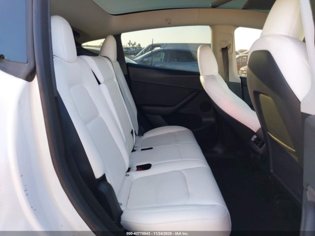 2023 TESLA MODEL Y 7SAYGDEF4PF738918 Photo 7