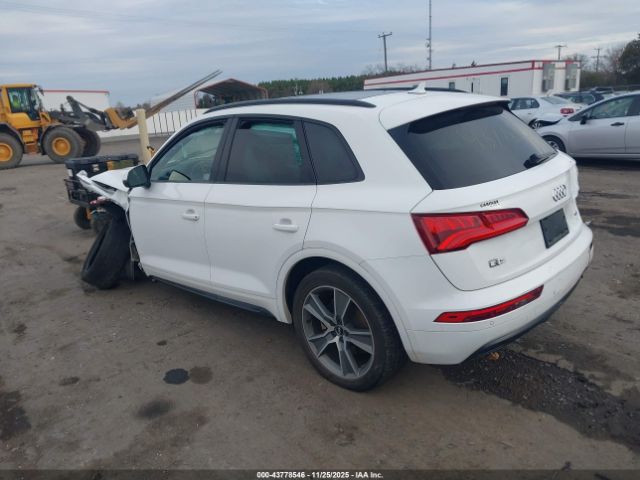2019 AUDI Q5 WA1BNAFY7K2076393 Photo 2