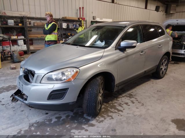2011 VOLVO XC60 YV4902DZ5B2148113 Photo 1