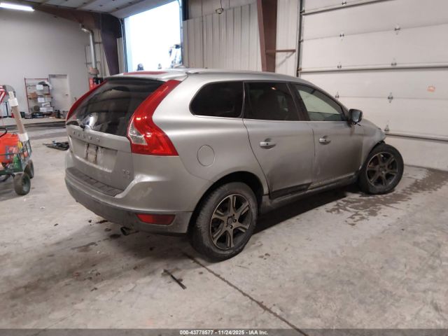 2011 VOLVO XC60 YV4902DZ5B2148113 Photo 3