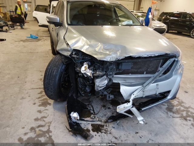 2011 VOLVO XC60 YV4902DZ5B2148113 Photo 5