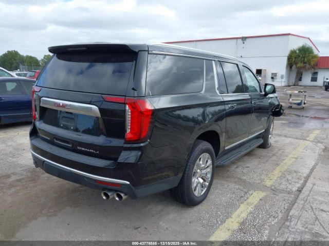 2021 GMC YUKON XL 1GKS1JKL3MR215963 Photo 3