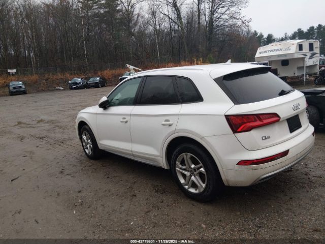 2018 AUDI Q5 WA1ANAFY9J2017985 Photo 2