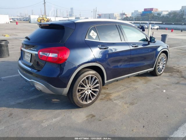 2019 MERCEDES-BENZ GLA 250 WDCTG4GB5KJ543777 Photo 3
