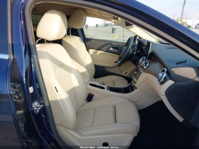 2019 MERCEDES-BENZ GLA 250 WDCTG4GB5KJ543777 Photo 4