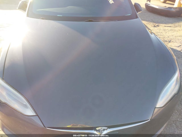 2019 TESLA MODEL S 5YJSA1E27KF333211 Photo 9