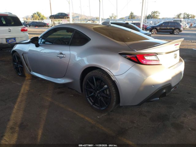2023 TOYOTA GR86 JF1ZNBF1XP8750530 Photo 2