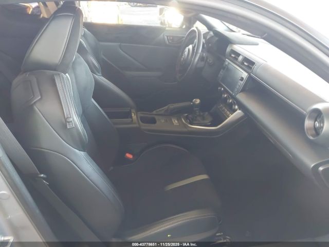 2023 TOYOTA GR86 JF1ZNBF1XP8750530 Photo 4