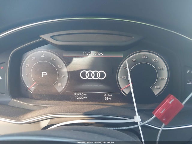 2019 AUDI A7 WAUU2AF22KN041825 Photo 6