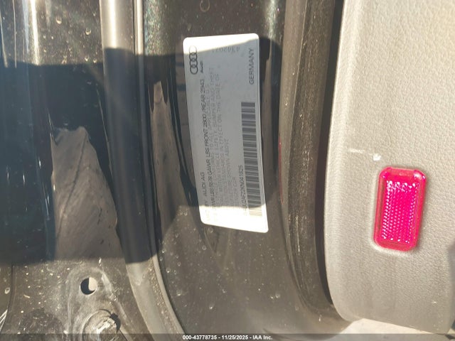 2019 AUDI A7 WAUU2AF22KN041825 Photo 8