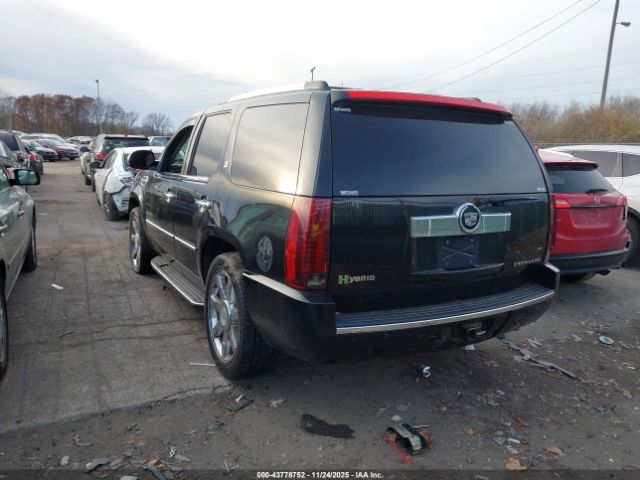2011 CADILLAC ESCALADE HYBRID 1GYS4EEJ1BR113153 Photo 2