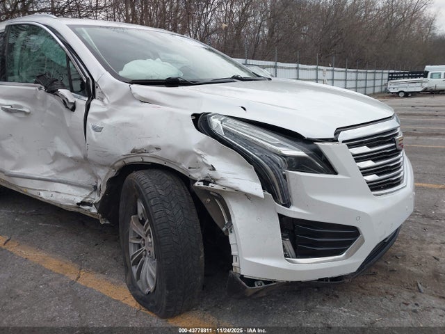 2017 CADILLAC XT5 1GYKNDRS5HZ178946 Photo 5