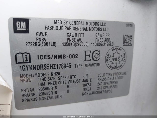 2017 CADILLAC XT5 1GYKNDRS5HZ178946 Photo 8