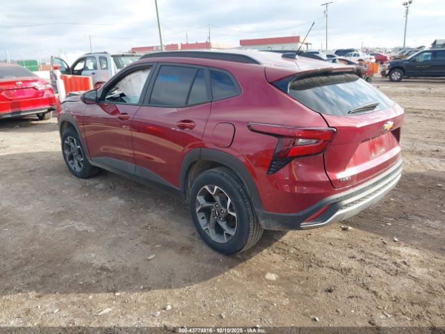 2025 CHEVROLET TRAX KL77LHEP7SC105885 Photo 2