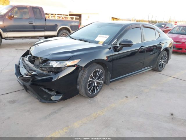 2020 TOYOTA CAMRY 4T1G11AK6LU985527 Photo 1