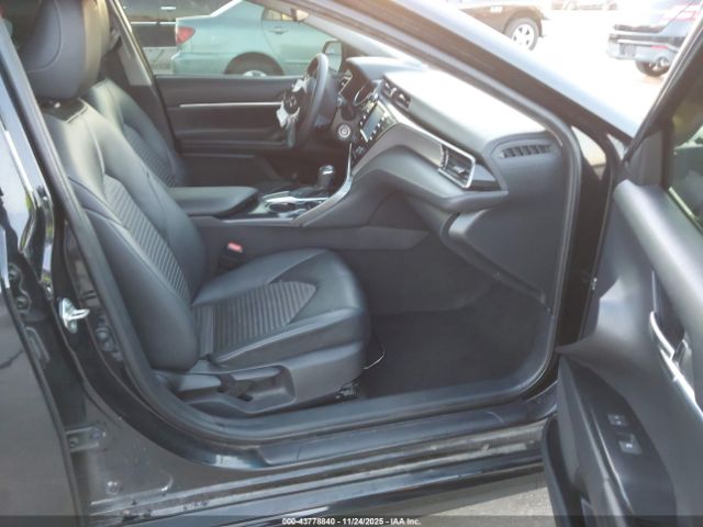 2020 TOYOTA CAMRY 4T1G11AK6LU985527 Photo 4