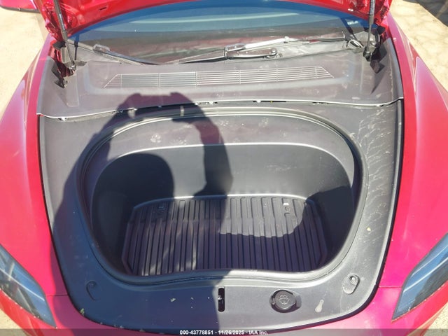 2025 TESLA MODEL 3 5YJ3E1EB7SF024069 Photo 9