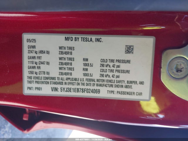 2025 TESLA MODEL 3 5YJ3E1EB7SF024069 Photo 8