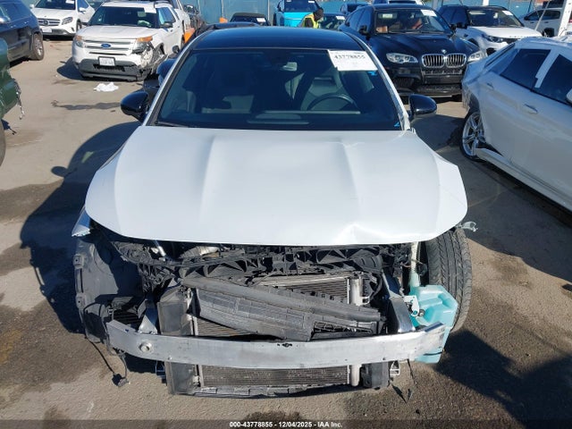 Mercedes-Benz CLA 250 2020 WDD5J4GB2LN077550 Image 13