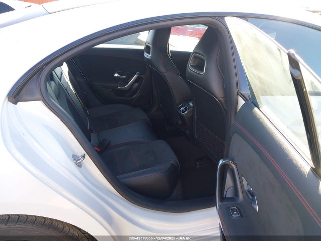 Mercedes-Benz CLA 250 2020 WDD5J4GB2LN077550 Image 8