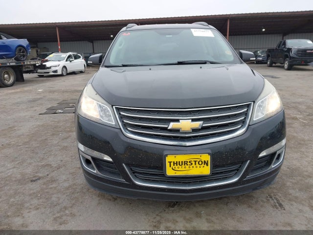 1GNKVHKD4HJ131762 Chevrolet Traverse 2lt