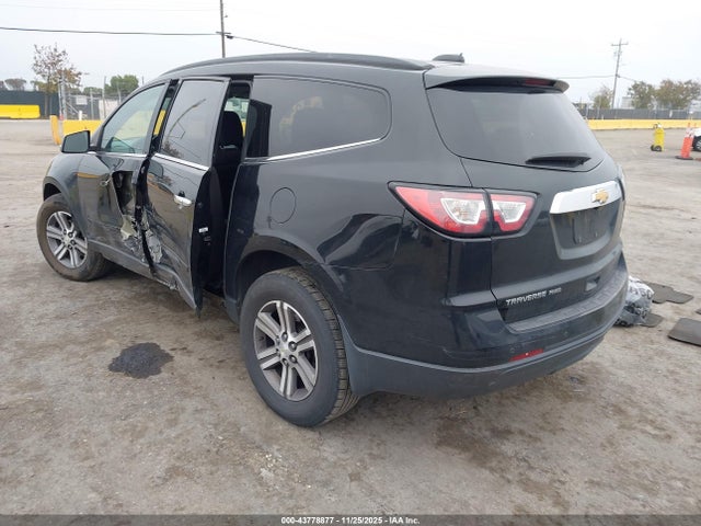 1GNKVHKD4HJ131762 Chevrolet Traverse 2lt