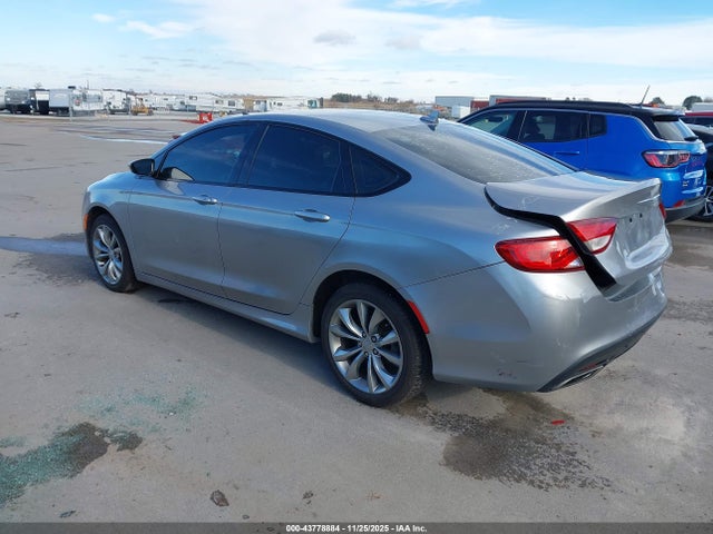 Chrysler 200 S 2015 1C3CCCBBXFN702850 Image 19