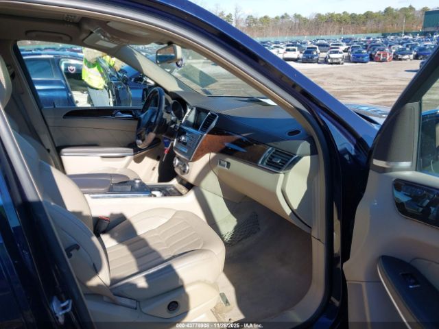 2014 MERCEDES-BENZ GL 450 4JGDF7CE7EA386607 Photo 4