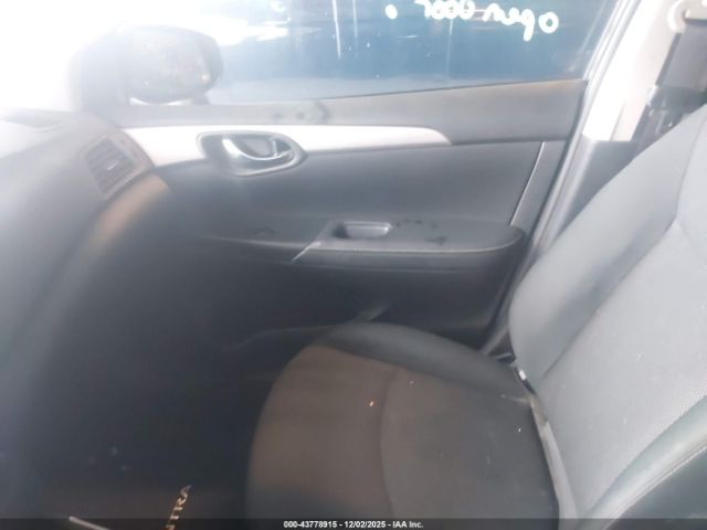 2019 NISSAN SENTRA 3N1AB7AP6KY264905 Photo 4