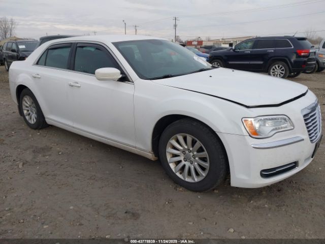 2014 CHRYSLER 300 2C3CCAAG0EH330072