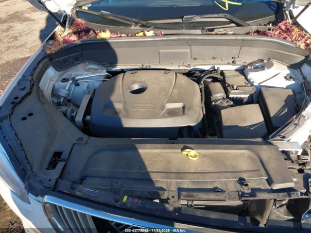 2017 VOLVO XC90 YV4A22PL7H1154668 Photo 9