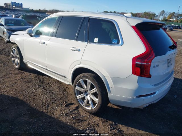 2017 VOLVO XC90 YV4A22PL7H1154668 Photo 2