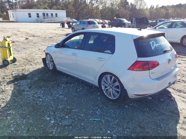 3VW5T7AU5FM070457 Volkswagen Golf Gti 2.0t Autobahn 4-door