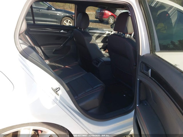 3VW5T7AU5FM070457 Volkswagen Golf Gti 2.0t Autobahn 4-door