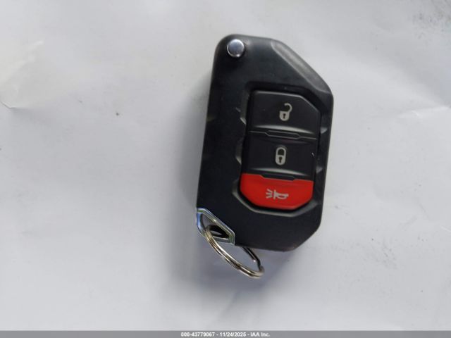 2023 JEEP WRANGLER 4XE 1C4JJXP66PW696116 Photo 10