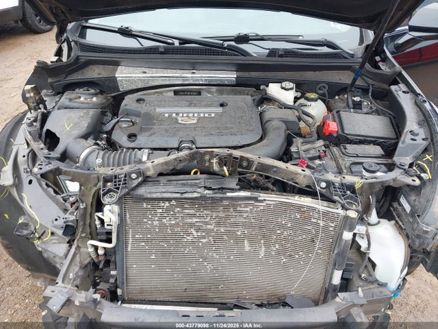 2021 CADILLAC XT4 1GYAZAR44MF063590 Photo 9