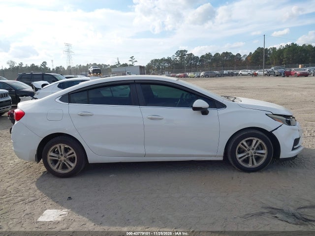1G1BE5SM5H7246092 Chevrolet Cruze Lt Auto