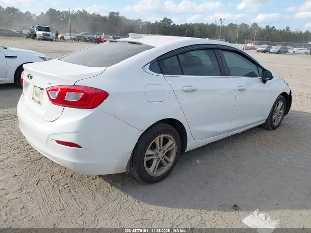 1G1BE5SM5H7246092 Chevrolet Cruze Lt Auto