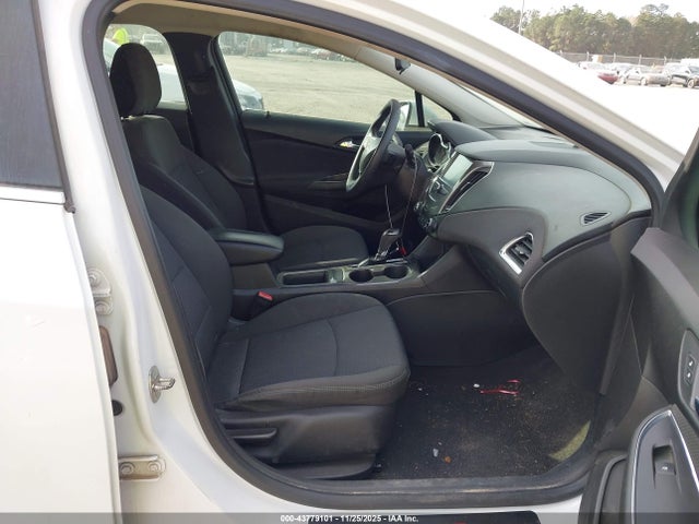 1G1BE5SM5H7246092 Chevrolet Cruze Lt Auto