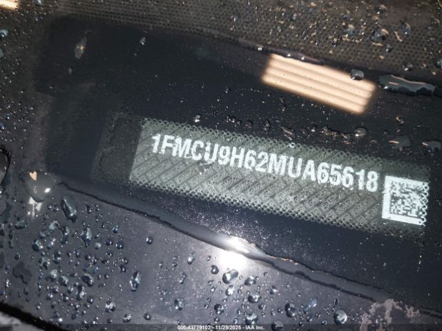 2021 FORD ESCAPE 1FMCU9H62MUA65618 Photo 8