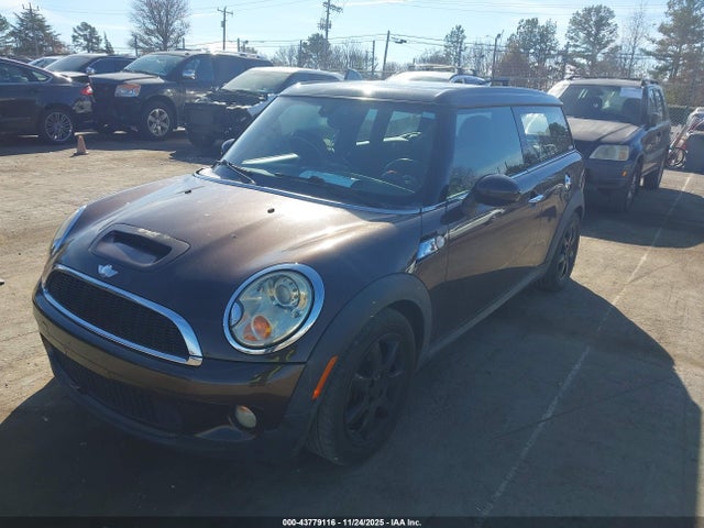2008 MINI COOPER S CLUBMAN WMWMM335X8TP87786 Photo 1