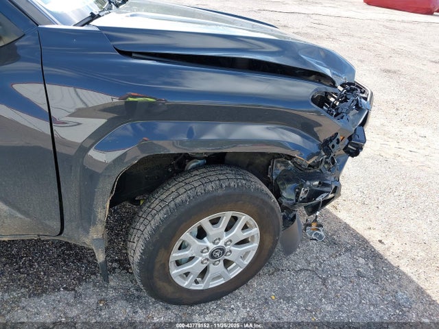 3TMLB5JN4SM143659 Toyota Tacoma Sr5
