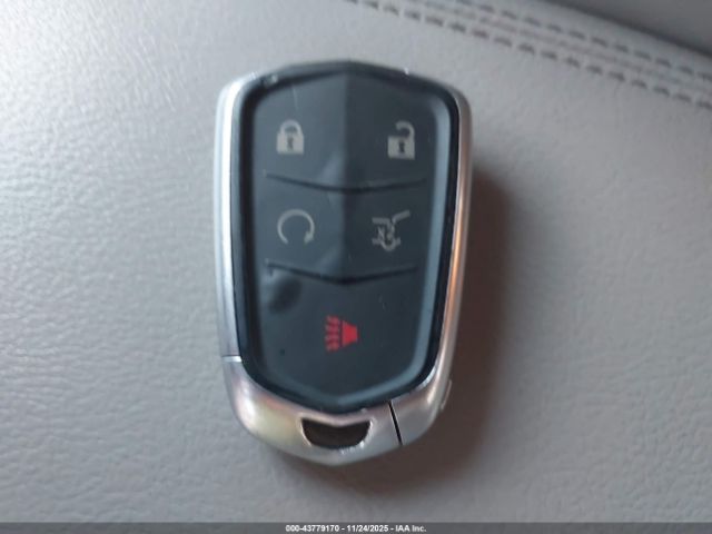 2019 CADILLAC XT4 1GYFZCR49KF212879 Photo 10