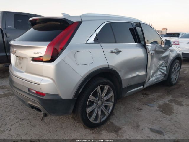 2019 CADILLAC XT4 1GYFZCR49KF212879 Photo 3